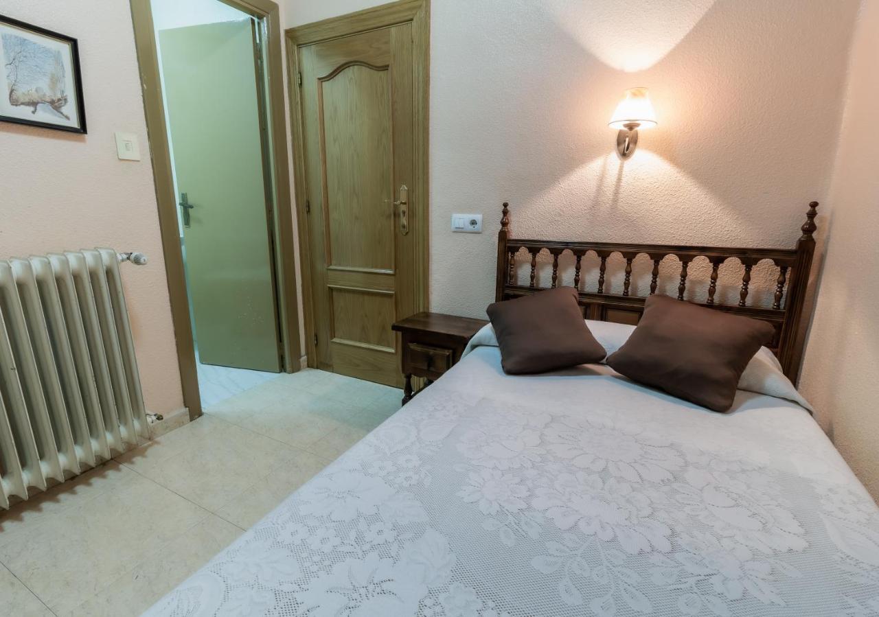 סלאמנקה Pension Virginia By Vivere Stays מראה חיצוני תמונה